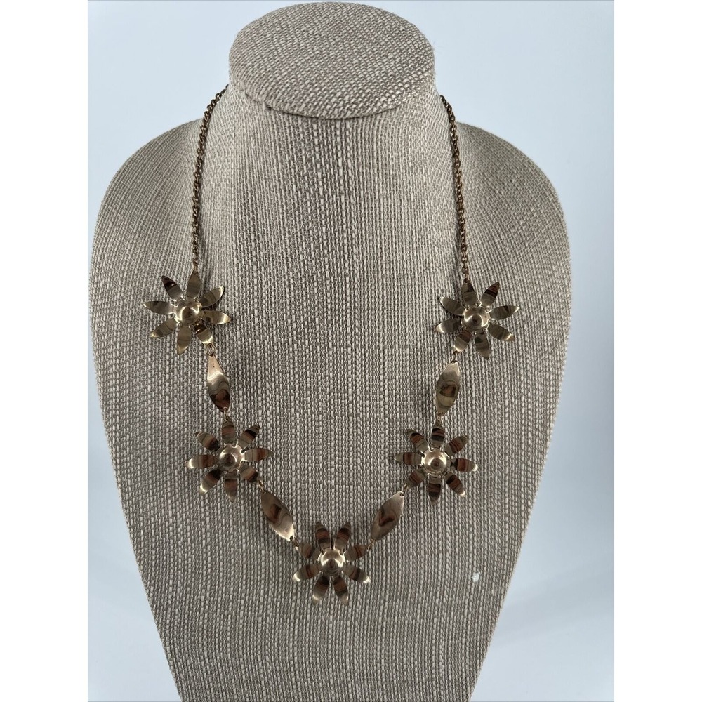 Vintage Daisy Gold Tone Floral‎ Necklace 24" Metal Flower Statement Jewelry